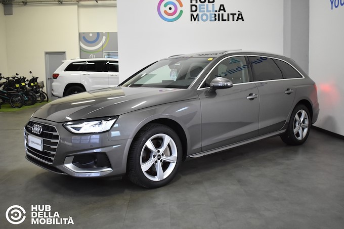 AUDI A4 Avant 40 TDI quattro S tronic Business Advanced